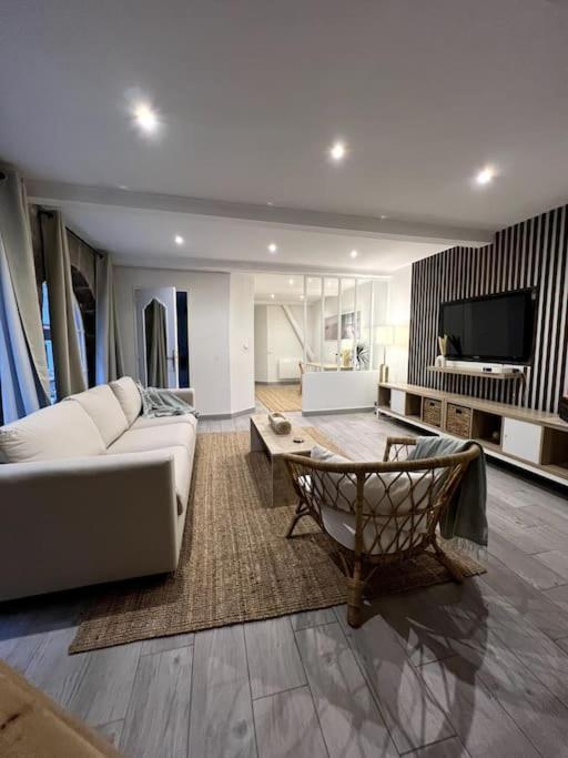 Superbe Duplex En Hyper Centre Apartamento Saint-Etienne  Exterior foto